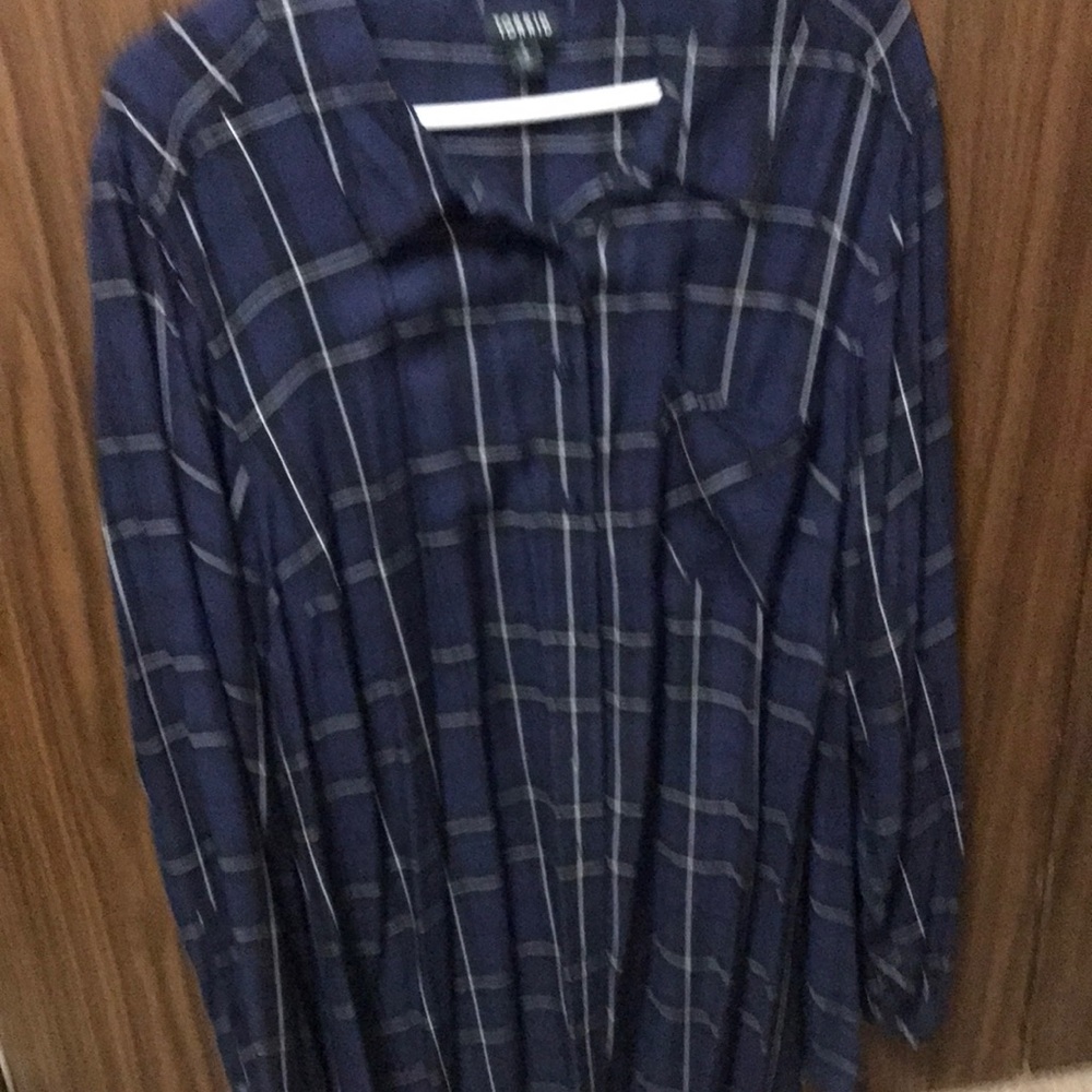 Torrid purple/black/white stripes shirt